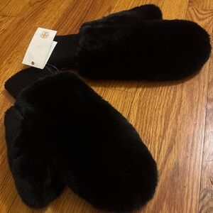 Tory Burch Mittens